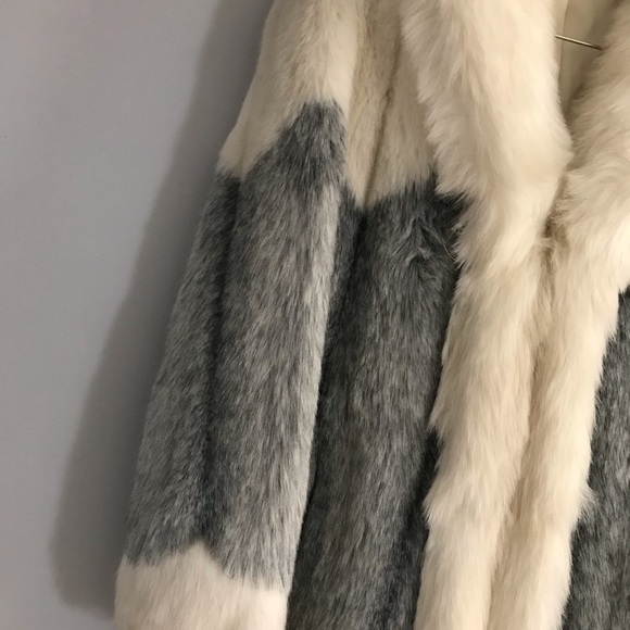 Rare Vintage 70s Rose Cloak & Suit Co Inc Mid-Length Gray Ivory Fur Coat Size 10 - Picture 4 of 15